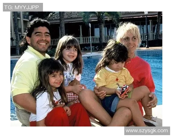 德国足球明星退役后的新生活与未来发展之路探讨